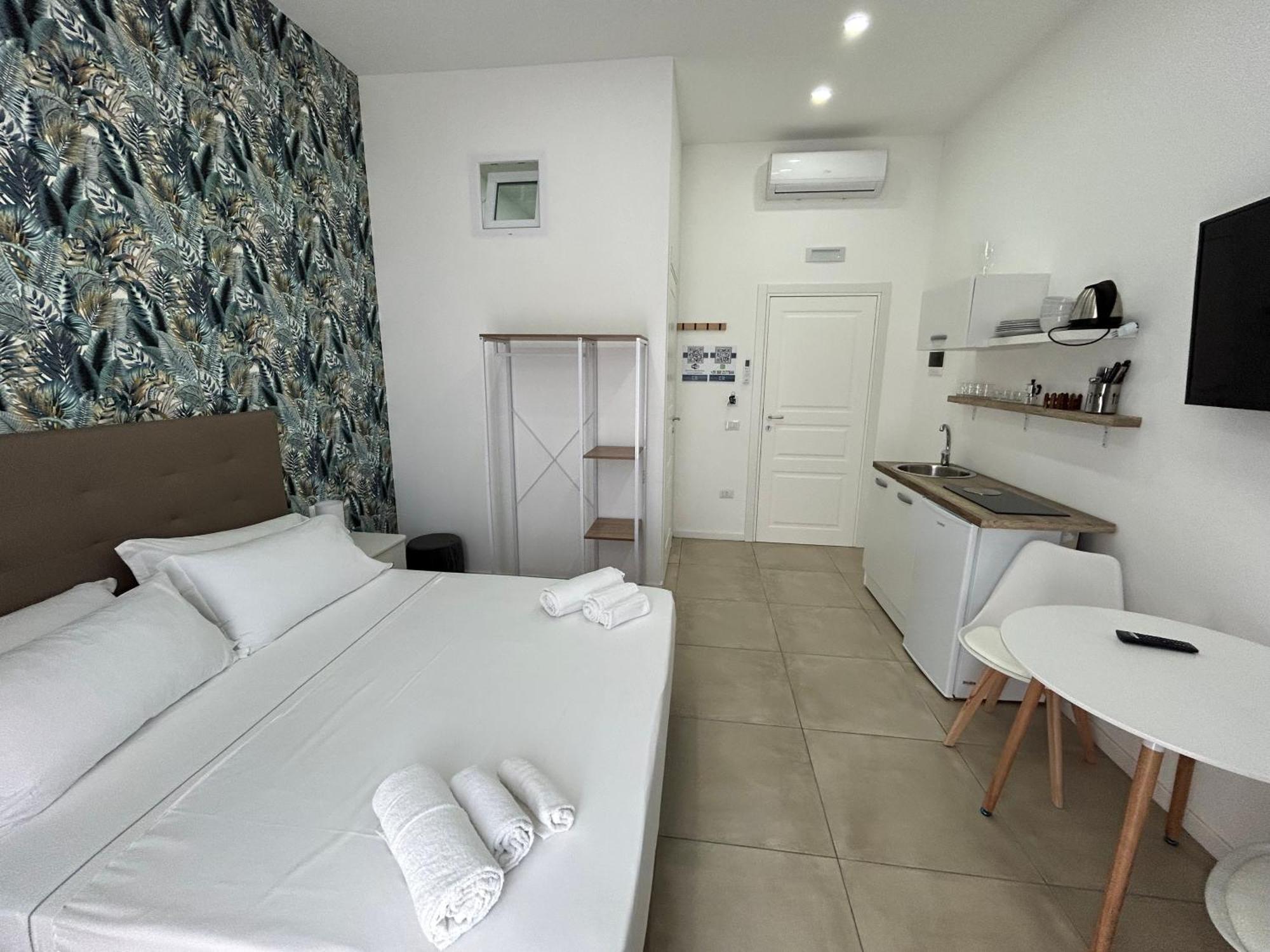 Enjoy Rooms Nápoles Exterior foto
